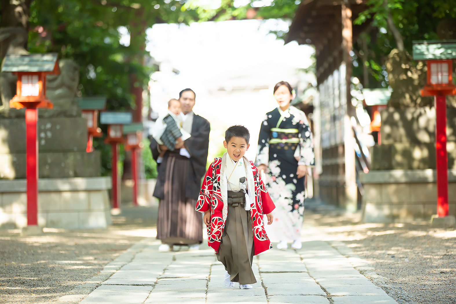 七五三　着物　神社お参り　鷲宮神社